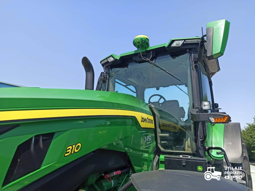 John Deere 8R 310