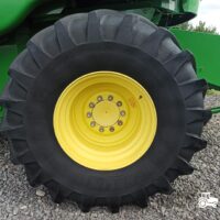 John Deere W660 + Header paioase