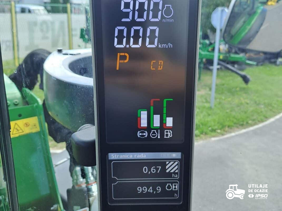 Tractor John Deere 5125R + incarcator JD 543R