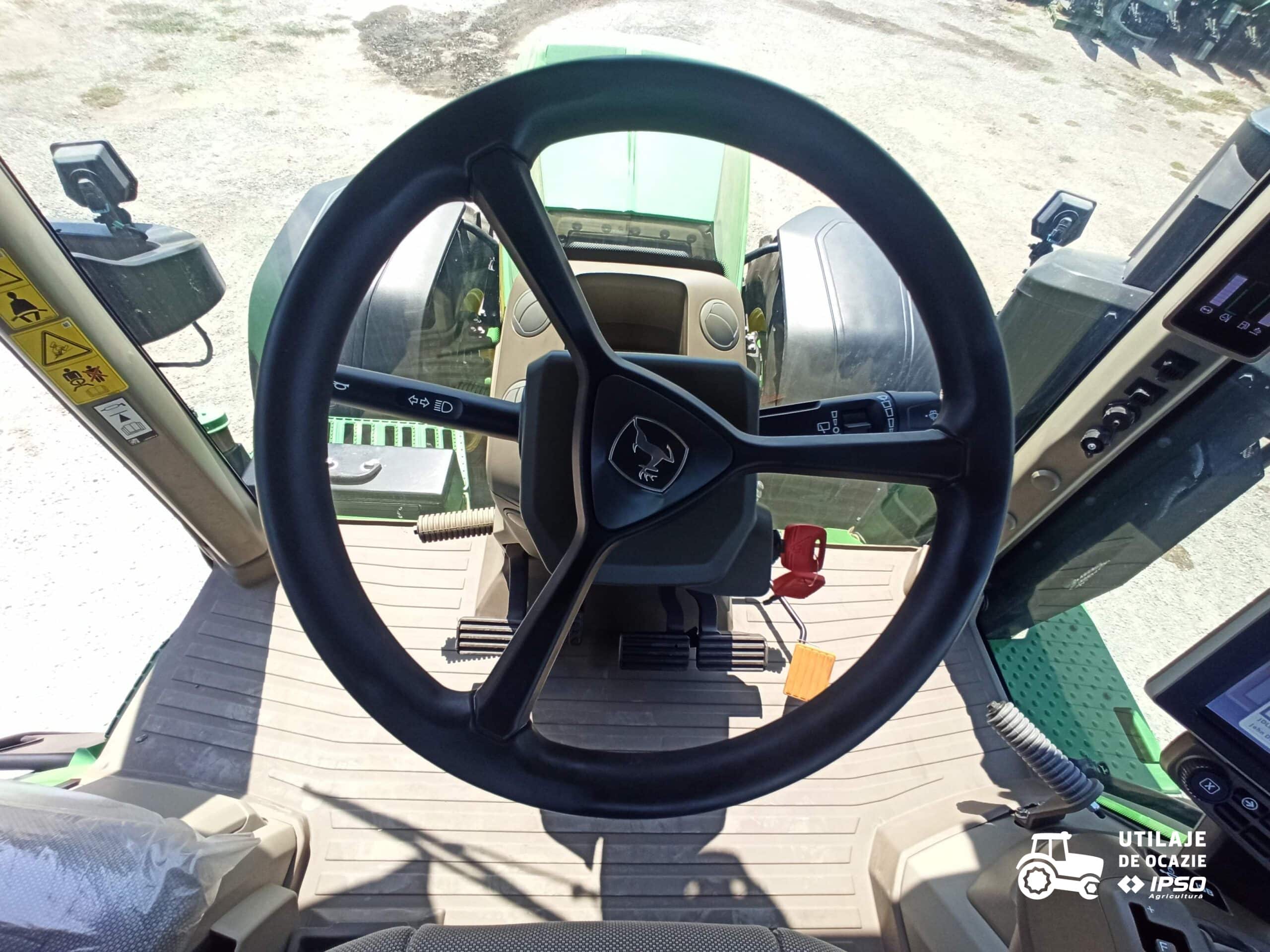 John Deere 8R 310