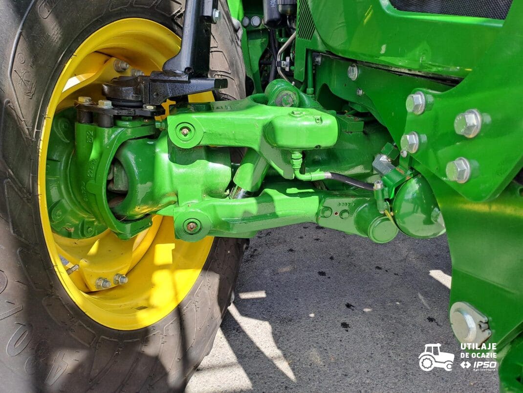Tractor John Deere 5125R + incarcator JD 543R