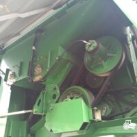John Deere W660 + Header paioase