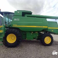 John Deere W540 + Header paioase