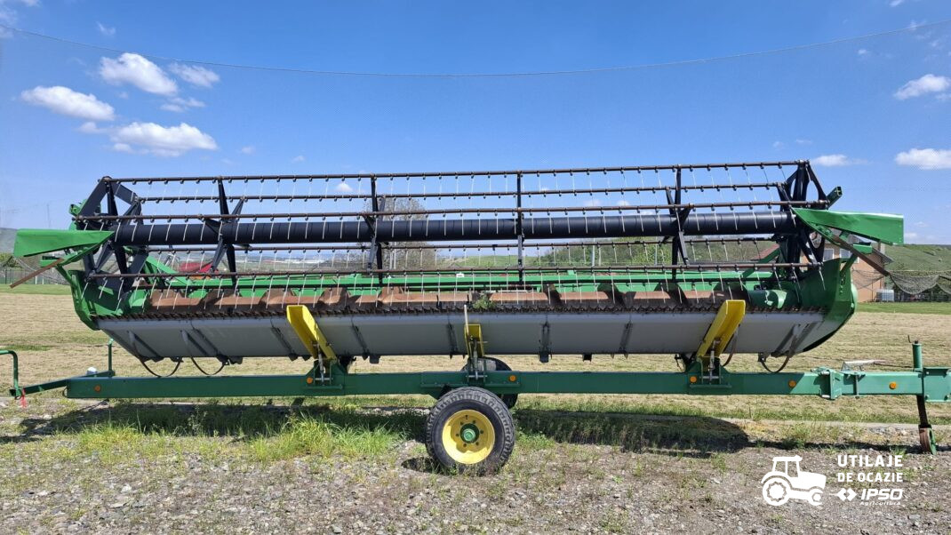John Deere T660i + Header 622R
