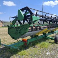 John Deere T660i + Header 622R