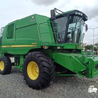 John Deere W660 + Header paioase