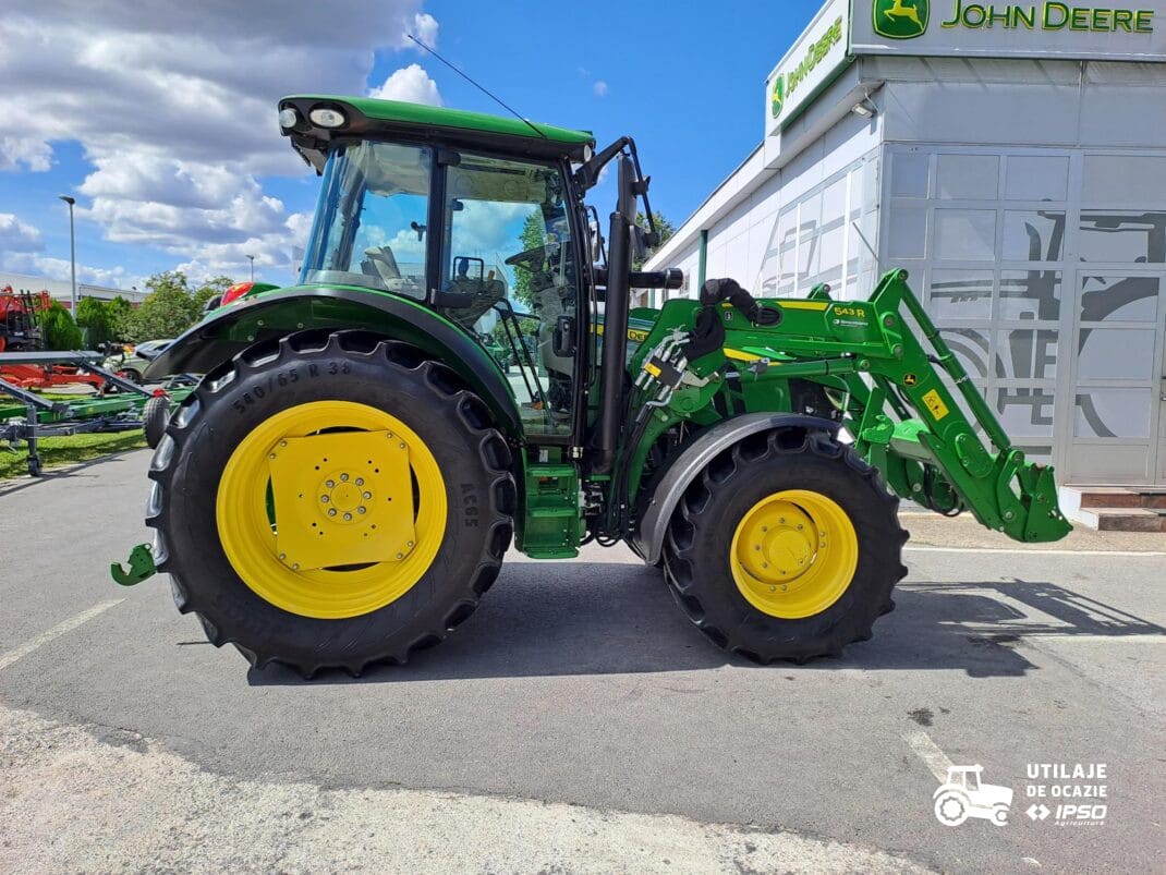 Tractor John Deere 5125R + incarcator JD 543R