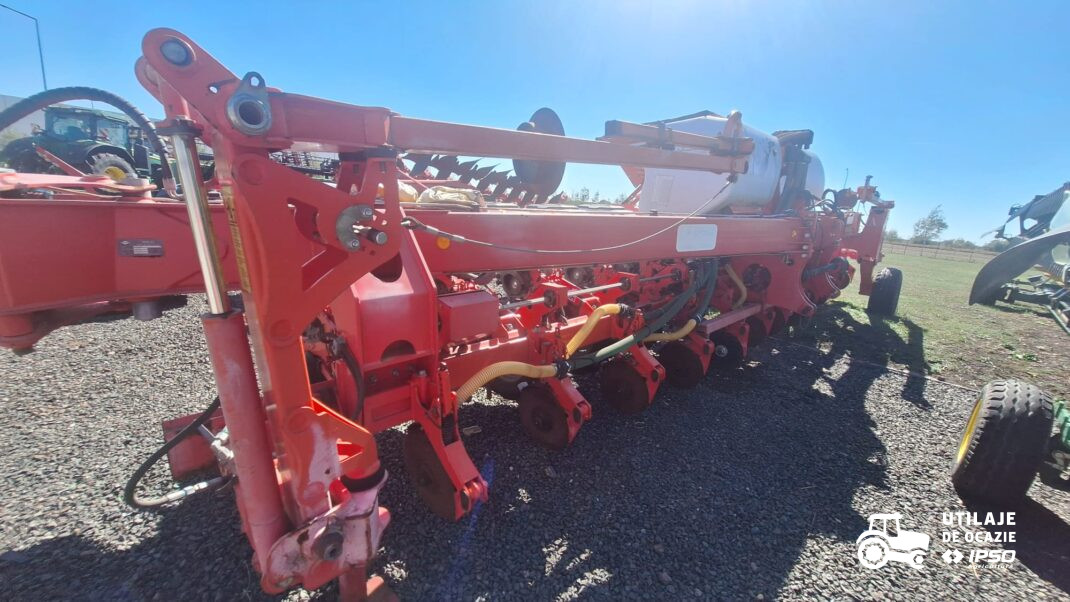 Semanatoare prasitoare Kuhn Model Maxima 2M 12 R