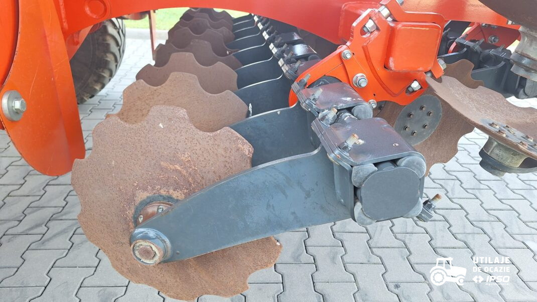 Grapa cu discuri KUHN Optimer L 9000