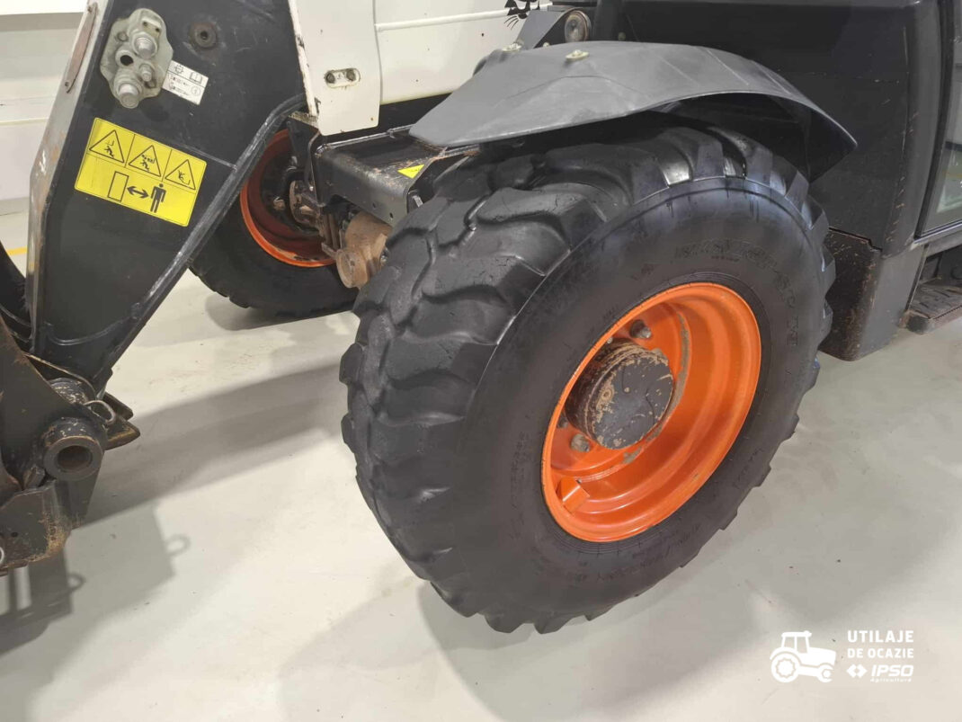 Incarcator telescopic Bobcat TL470
