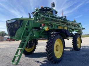 Sprayer John Deere R4030