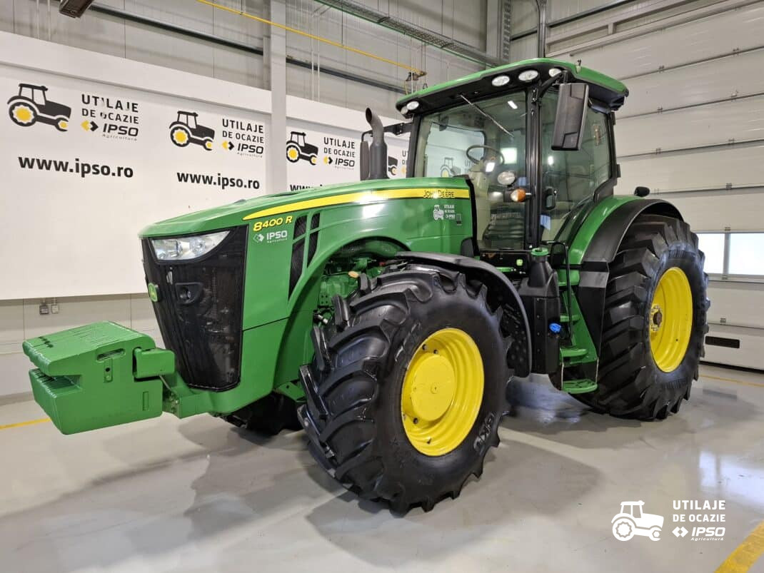John Deere 8400R (anvelope Noi)