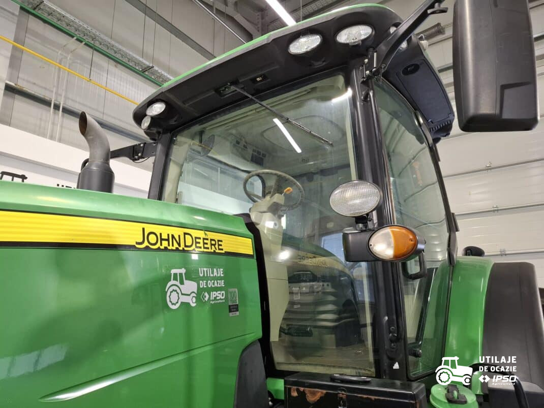 John Deere 8400R (anvelope Noi)