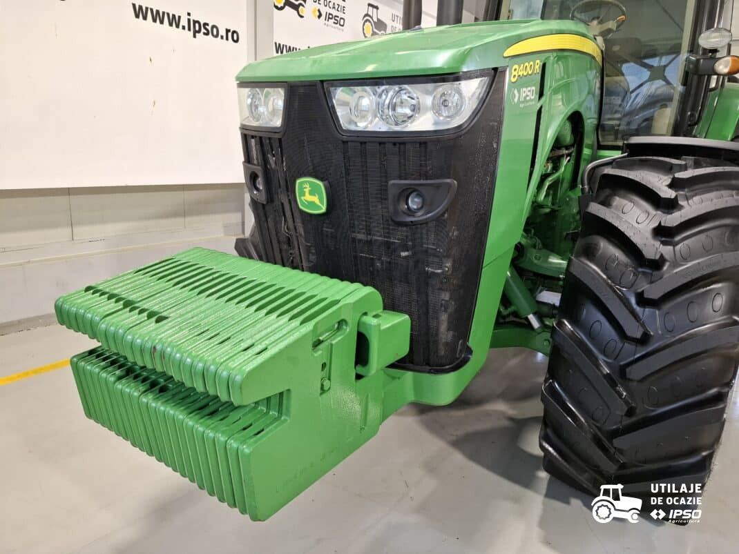 John Deere 8400R (anvelope Noi)