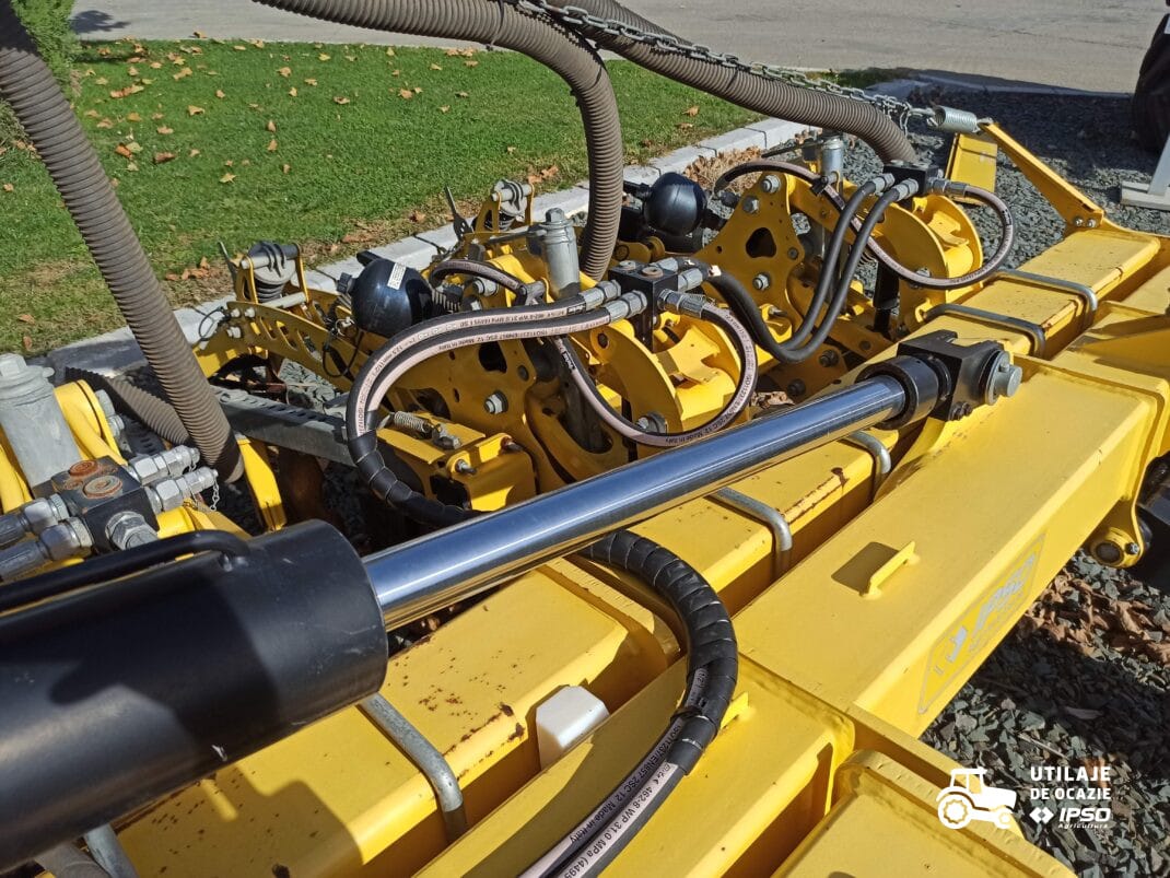 Cultivator Bednar Strip Master EN6000