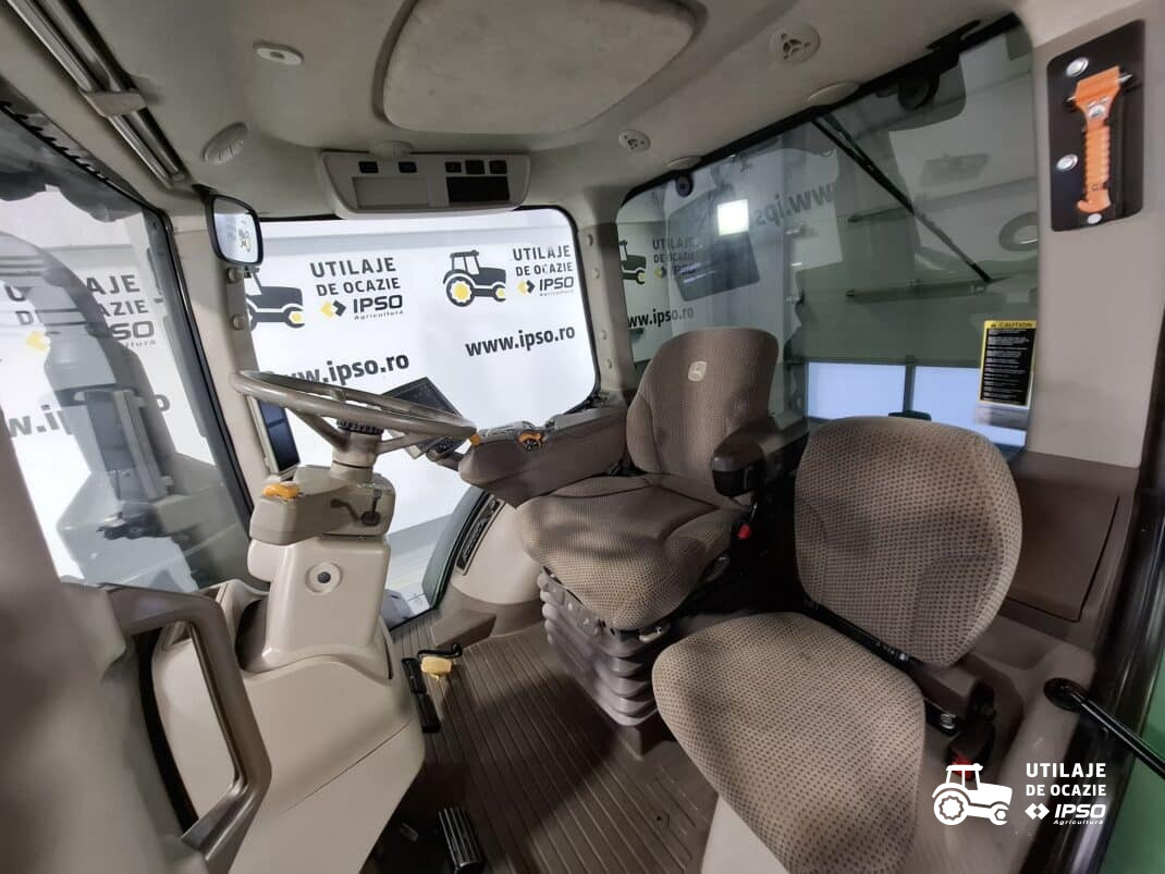 John Deere 8400R (anvelope Noi)