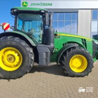 John Deere 8400R
