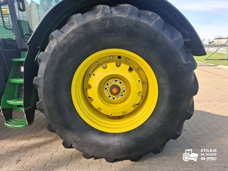 John Deere 8400R