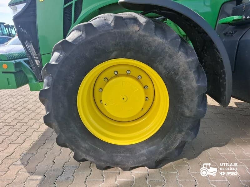 John Deere 8400R