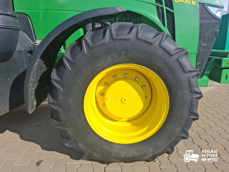 John Deere 8400R