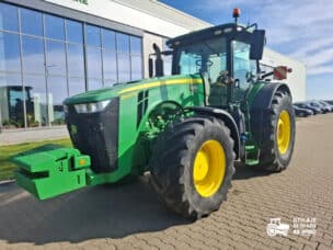 John Deere 8400R
