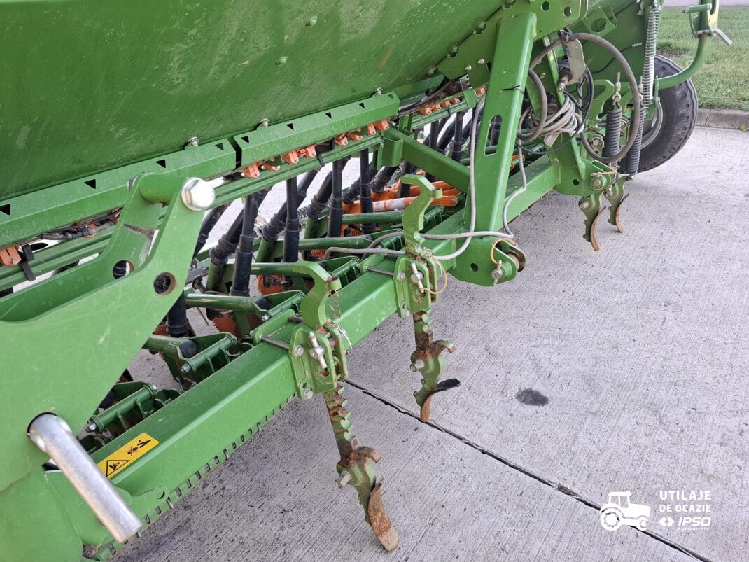 Semanatoare paioase Amazone model D9 4000 Super