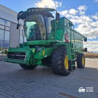 John Deere T660i + Header 625R