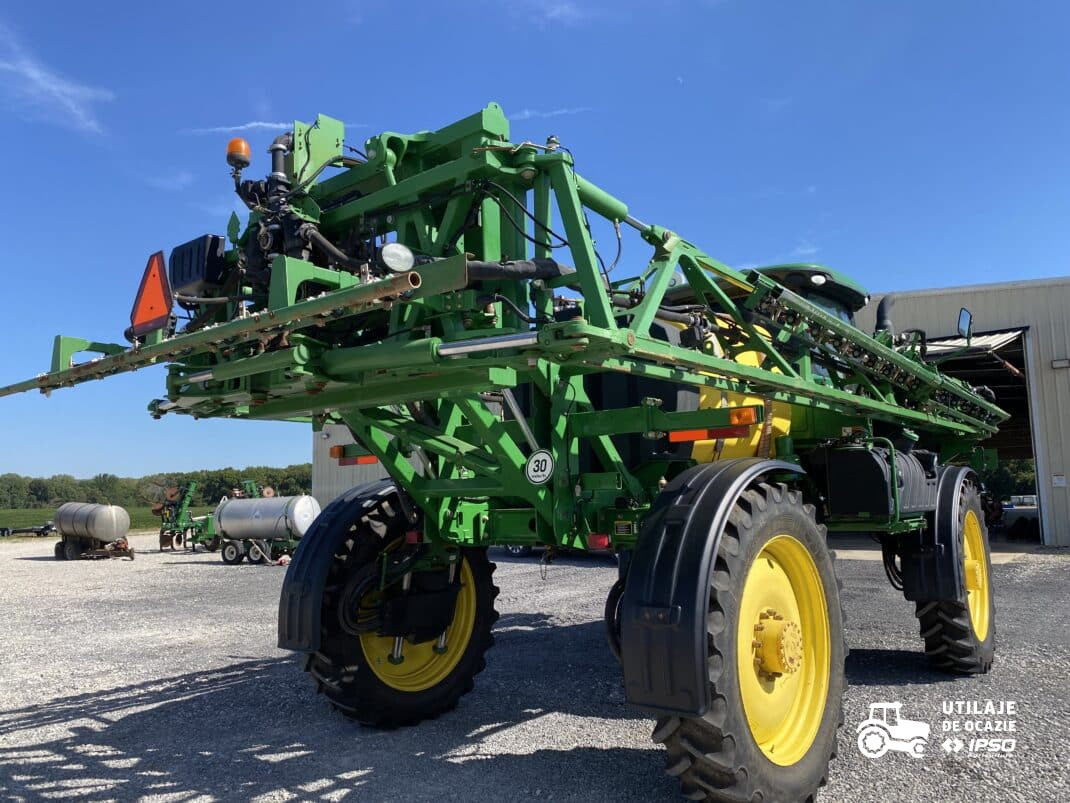 Sprayer John Deere R4030