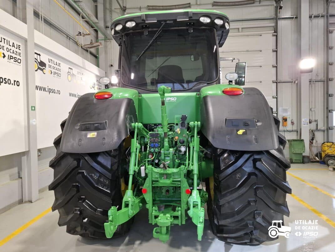 John Deere 8400R (anvelope Noi)