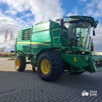 John Deere T660i + Header 625R