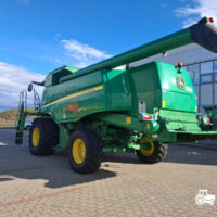 John Deere T660i + Header 625R