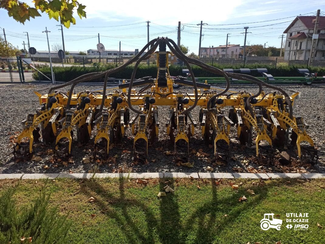 Cultivator Bednar Strip Master EN6000