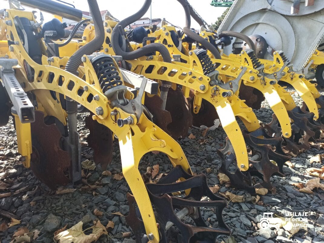 Cultivator Bednar Strip Master EN6000