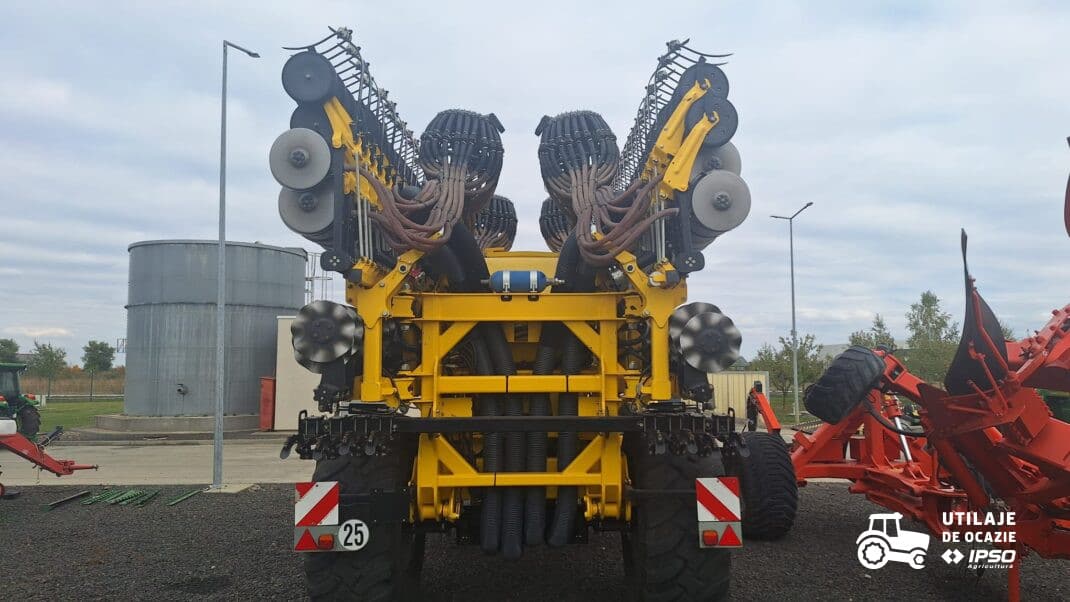 Semanatoare de paioase Bednar FMT Efecta CE 12000