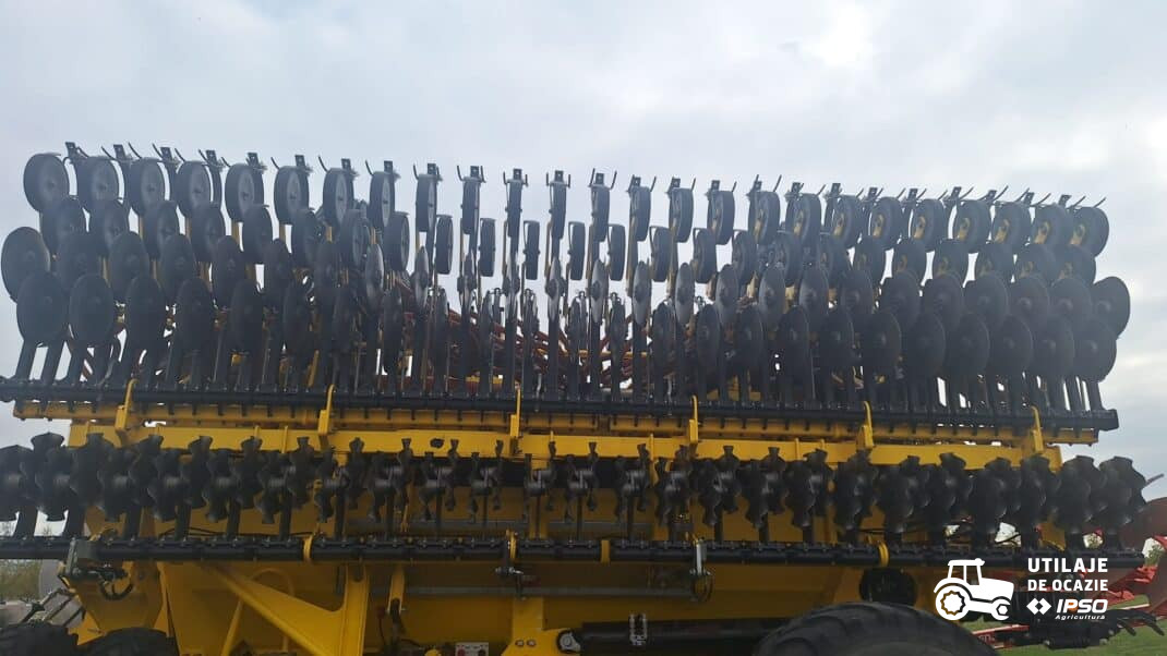 Semanatoare de paioase Bednar FMT Efecta CE 12000
