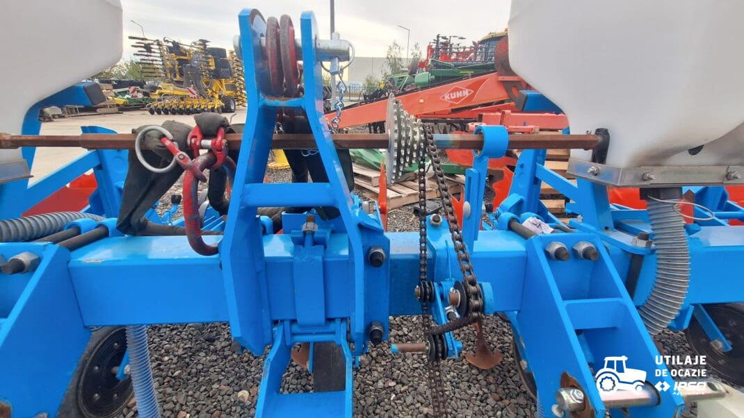 Cultivator cu fertilizare Monosem model SCD-9U