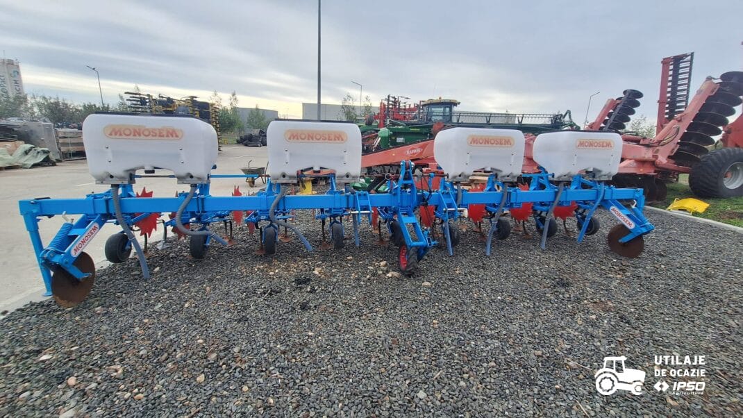 Cultivator cu fertilizare Monosem model SCD-9U