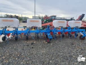 Cultivator cu fertilizare Monosem model SCD-9U