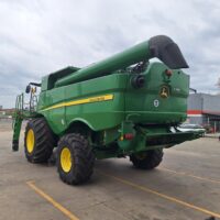 John Deere S770 + Header paioase