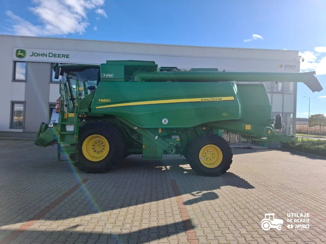 John Deere T660i + Header 625R
