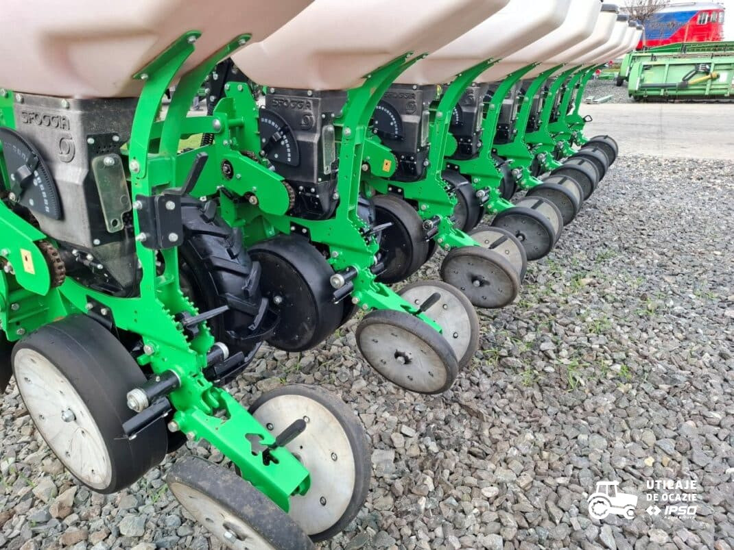 Semanatoare prasitoare Sfoggia model Sigma 5 8R