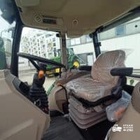 John Deere 5075E