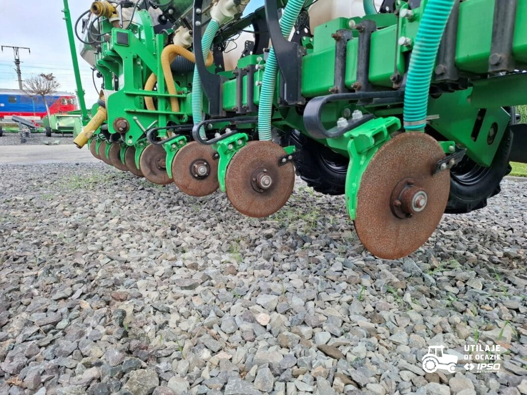 Semanatoare prasitoare Sfoggia model Sigma 5 8R