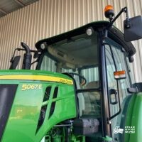 John Deere 5067E