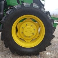 John Deere 5075E