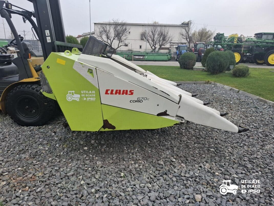 Echipament porumb Claas Corio 670C