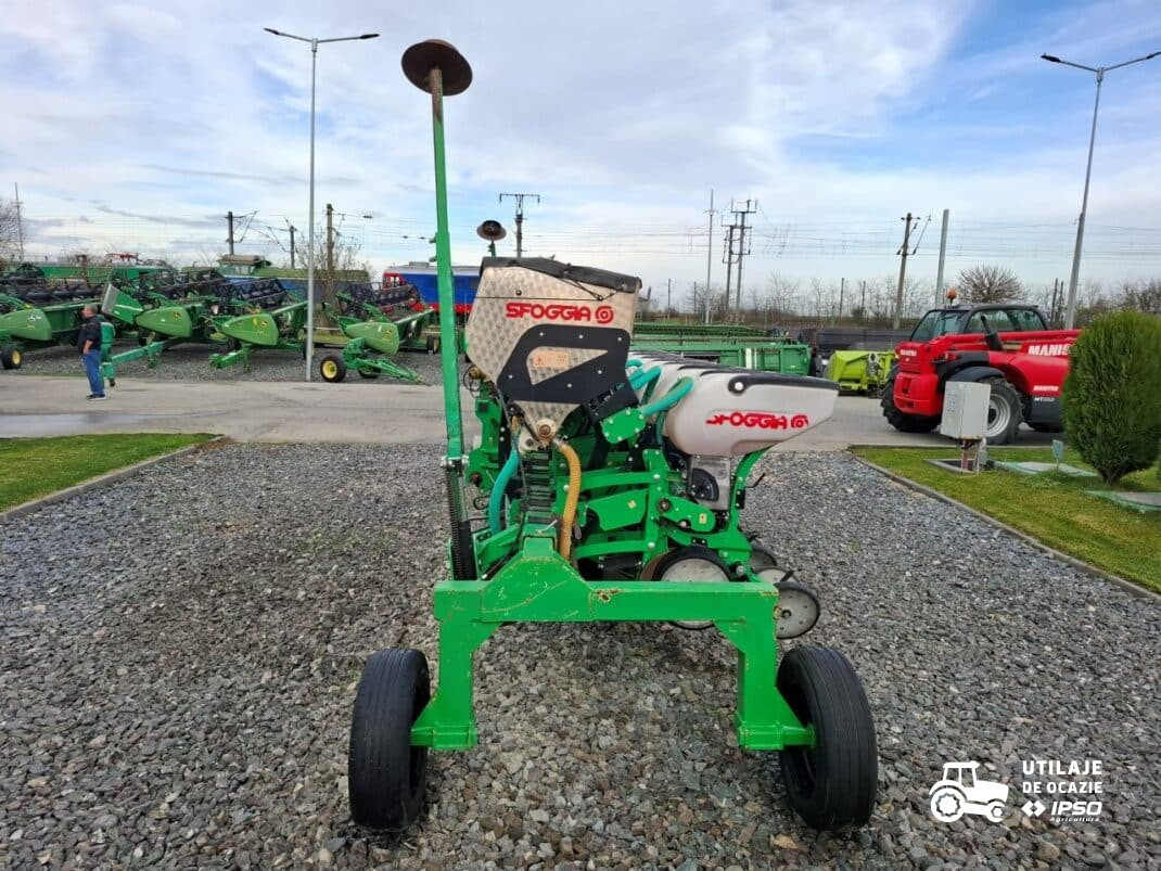 Semanatoare prasitoare Sfoggia model Sigma 5 8R