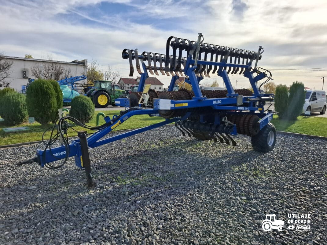 Tavalug Dal-Bo Maxiroll 830