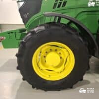 Tractor John Deere model 6150R