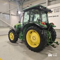 Tractor John Deere model 5115M